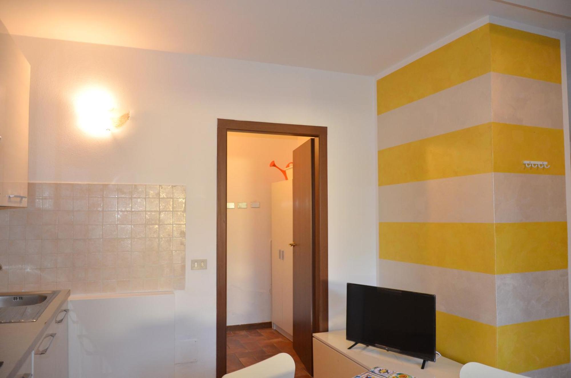 Quarzo Blu Apartment Паратико Екстериор снимка