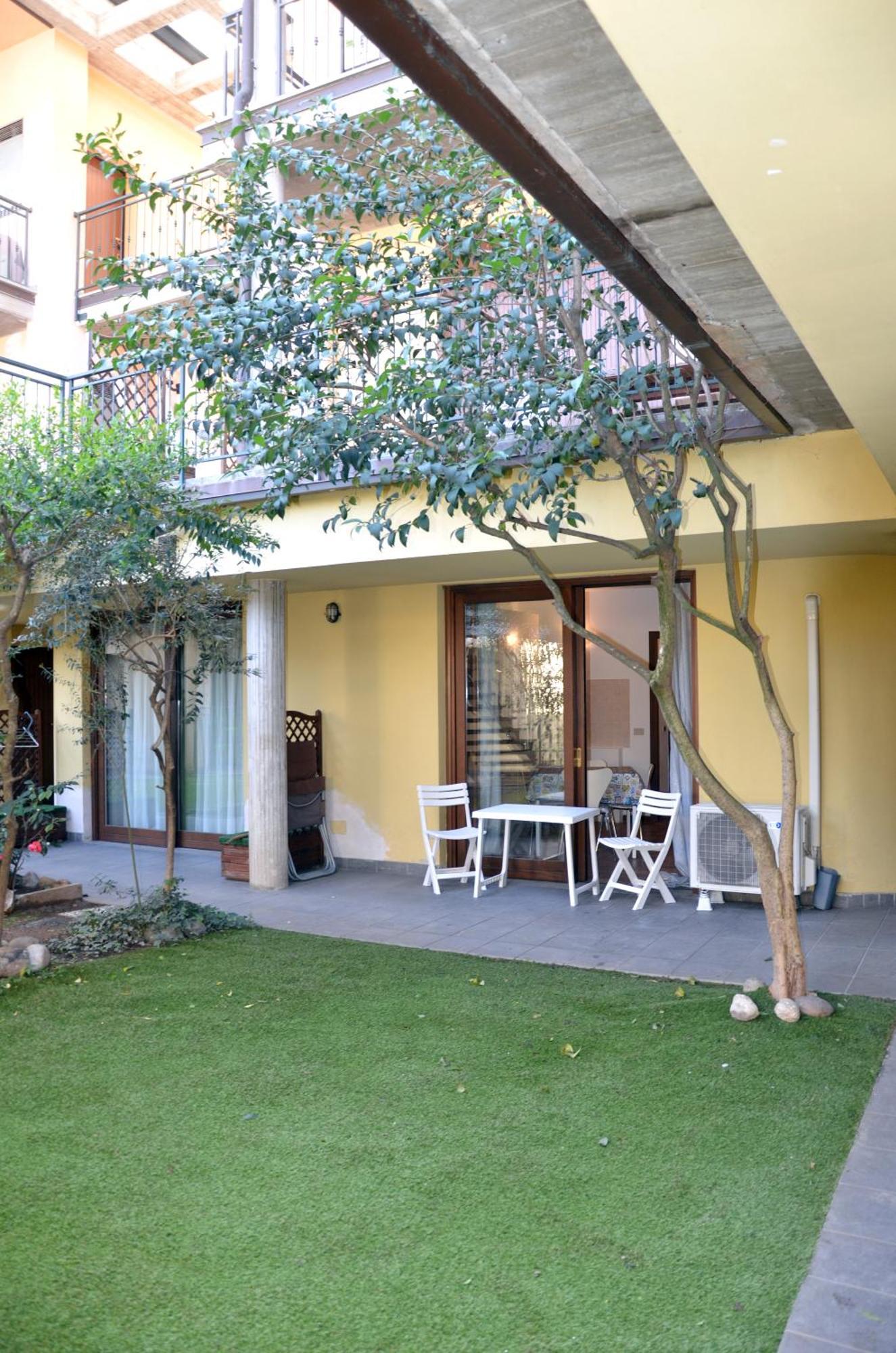 Quarzo Blu Apartment Паратико Екстериор снимка